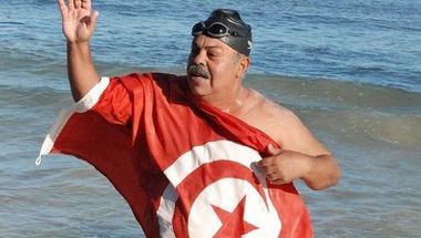 التونسي نجيب بالهادي رجل السباحة المفتوحة في العالم لسنة 2016