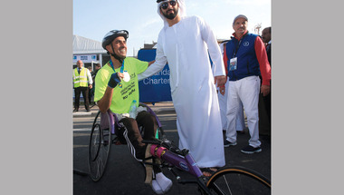 منصور بن محمد يتوج أبطال ماراثون دبي