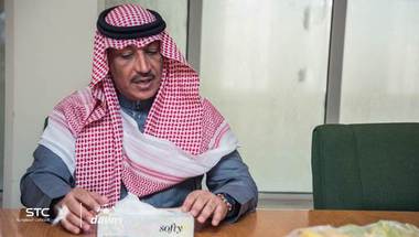 الخليج يكرم اللجنة الإجتماعية ويحثها على مواصلة عملها