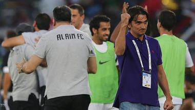 مدرب العين الإماراتي يستقيل بعد خسارة فريقه