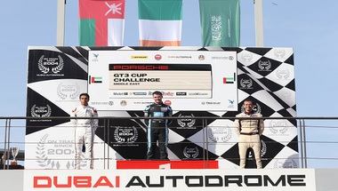 كولين يتصدر السباق الأول في تحدي كأس بورشه جي تي 3 الشرق الأوسط