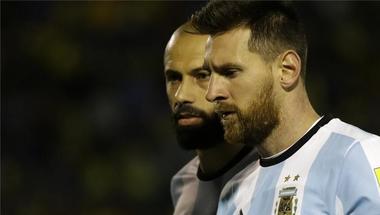 ماسكيرانو يعلق على لجوء الأرجنتين للـسحر من أجل التأهل للمونديال