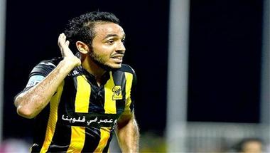 جماهير الاتحاد تهاجم محمود كهربا بعد التعادل مع القادسية: يجب أن ترحل
