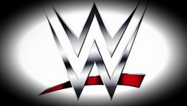 تسريح ثلاثة نجوم من WWE - في الحلبة