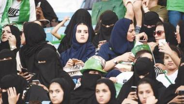 السعودية تخصص 20 ألف مقعد للنساء في «مباريات الدوري»