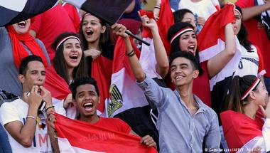 ثنائية صلاح ترسل مصر لكأس العالم لأول مرة منذ 1990