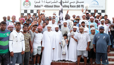 «الفاروق 212»  بطل سباق «دبي للشراعية» 60 قدماً