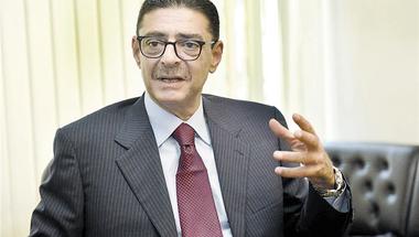 محمود طاهر يصل بين شوطي لقاء الأهلي والإنتاج الحربي