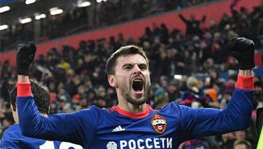 سيسكا موسكو يشعل المنافسة بفوزه على بنفيكا في دوري الأبطال - بطولات
