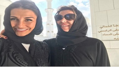 بالصور .. زوجات لاعبي " الريال " بالعباءة الإماراتية - صحيفة صدى الالكترونية