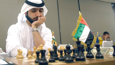 18 لاعباً من أذكياء العالم يطلبون «تاج الشطرنج» في الشارقة