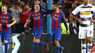 برشلونة يستعيد ثلاثي المنتخب الإسباني قبل مواجهة أتلتيكو مدريد