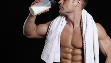 فوائد الحليب لجسمك .. احرص عليها 