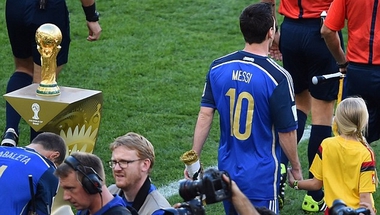 باوزا : أتمنى رؤية ميسي يحمل كأس العالم في روسيا