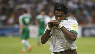 حقيقة عدم مشاركة نواف العابد  لاعب المنتخب السعودي في لقاء العراق