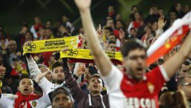 رياضة  جماهير دورتموند يردون الجميل لمشجعي موناكو