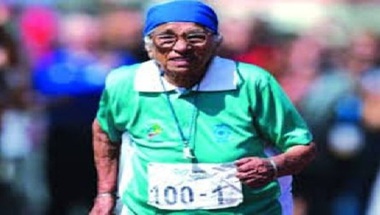 
عداءة في سن 101 تفوز بسباق مئة متر في بطولة عالمية للركض | رياضة
