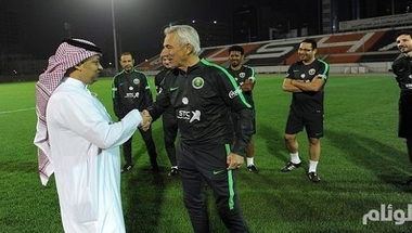 «فان مارفيك» مستمر مع المنتخب السعودي