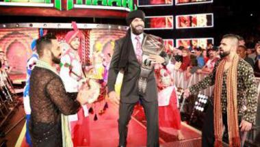 رياضة  المهراجا يحتفل ببطولة WWE على طريقته