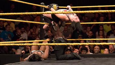 نتائج NXT لهذا الاسبوع : أسكا تضع نفسها في مأزق و معركة على لقب السيدات !