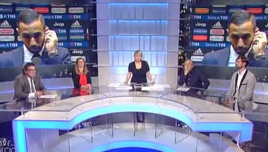 بن عطية يتعرض للعنصرية أثناء مقابلة تلفزيونية مع قناة إيطالية