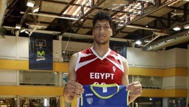 عملاق السلة المصرية حمد فتحي على مشارف دخول التاريخ