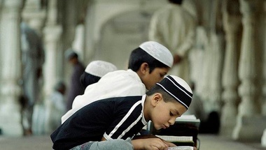 من أجل رمضان القادم.. الطريقة المثالية لتدريب الطفل على الصوم