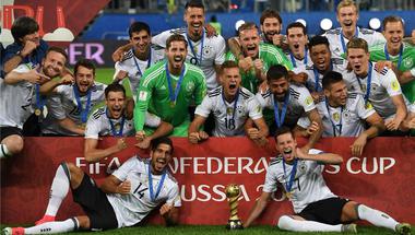أخبار.. ألمانيا تتخطى الأرجنتين والبرازيل في تصنيف الفيفا لأول مرة منذ 2015