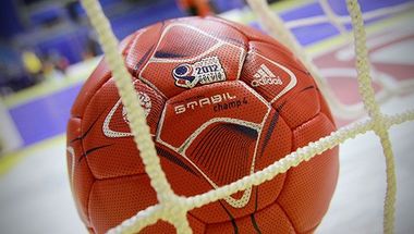 كمال هديدر مدربا جديدا لنادي كرة اليد بجمال    كمال هديدر مدربا جديدا لنادي كرة اليد بجمال