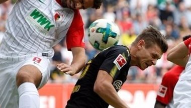 الدوري الألماني: دورتموند يعزز صدارته بفوز صعب على أوغسبورغ