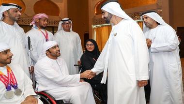 محمد بن راشد يلتقي منتخب الإمارات لأصحاب الهمم