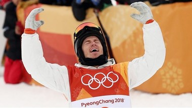 الأمريكي وايت يحصد ذهبيته الثالثة بـ أولمبياد بيونغ تشانغ
