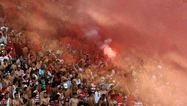 إصابة 38 شرطيا خلال اشتباكات في مباراة كرة قدم بتونس - صحيفة صدى الالكترونية