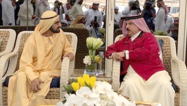 محمد بن راشد وحمد بن عيسي يشهدان كأس ملك البحرين للقدرة