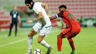 شباب الأهلي يبحث عن «نقطة التحول» من فريق الإمارات
