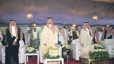 الأمير سعود بن نايف يتوج الفائزين بكأس بطولة الخليج لجمال الخيل