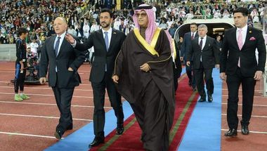 
	الشيخ سلمان يهنئ العراق على نجاح المباراة الودية مع السعودية | رياضة

