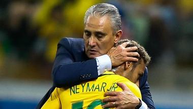 مدرب البرازيل يرفض المخاطرة بنيمار قبل المونديال