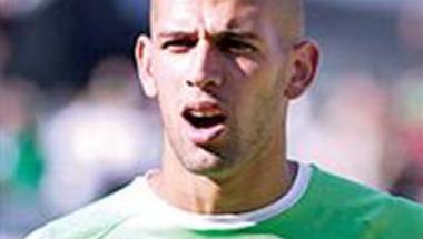 إيقاف الجزائري سليماني لاعب نيوكاسل بتهمة السلوك العنيف 