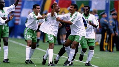 عيش المونديال| في ذكرى أول هدف سعودي بكأس العالم .. هل ينجح الأخضر في المهمة الصعبة؟
