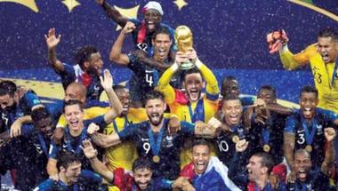 إعلامي يثير غضب فرنسا بحديثه عن فوز «أفريقي» في المونديال