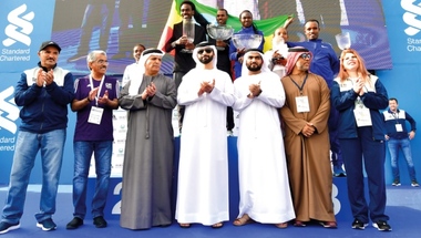 منصور بن محمد يتوّج الفائزين بماراثون دبي الدولي