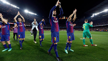 مدرب توتنهام يرشح برشلونة للفوز بدوري الأبطال