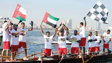 «عمان 44» بطل المجموع العام لقوارب التجديف 30 قدماً