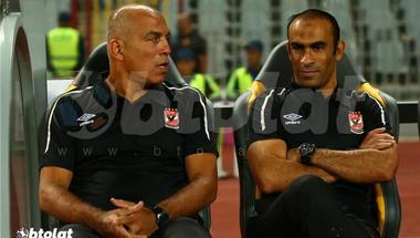 محمد يوسف يكشف ماذا طلب من لاعبي الأهلي بين شوطي مباراة اطلع برة؟